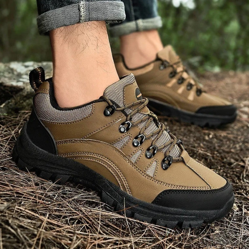 Ryan – Shoes With Anti Slip Grip And Adjustable Laces