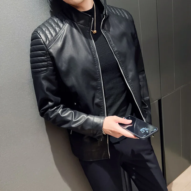 Frank – Jas met Gewatteerde Schouders, Lange Mouwen en Ritszakken Velani