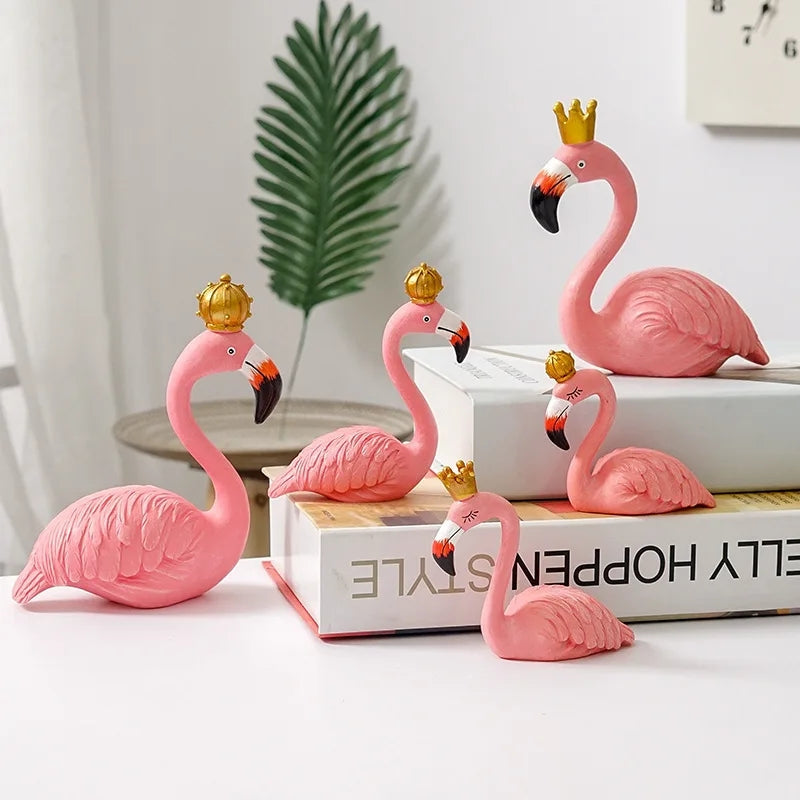 LumaNest – Decorative Ornament with Flamingo Figure