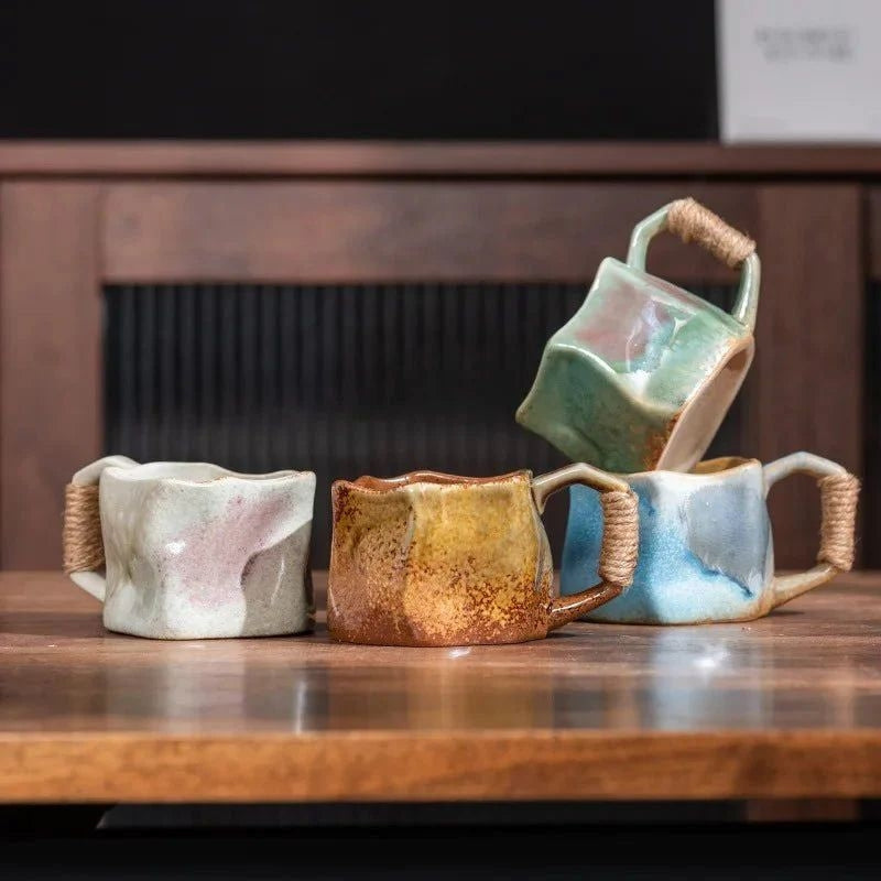 BrewEase – Koffiemok met Touwhandgreep Ontwerp Velani