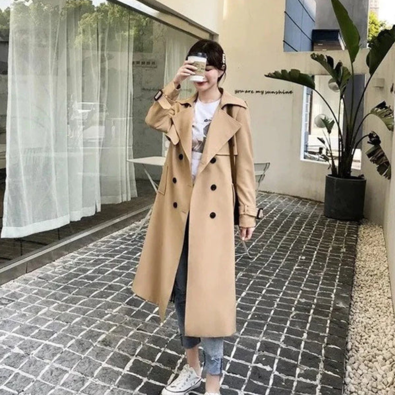 Sarah – Lange Trenchcoat met Ceintuur Knopensluiting en Lange Mouwen Velani