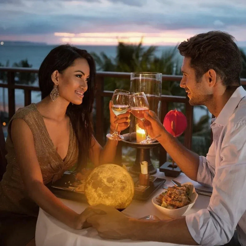 LunaFloat – Floating Moon Lamp with a Detailed Surface