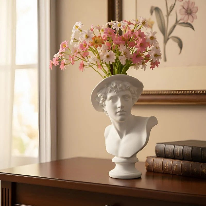 FiguRina – Decoratieve bloempot in mensvorm voor display Velani