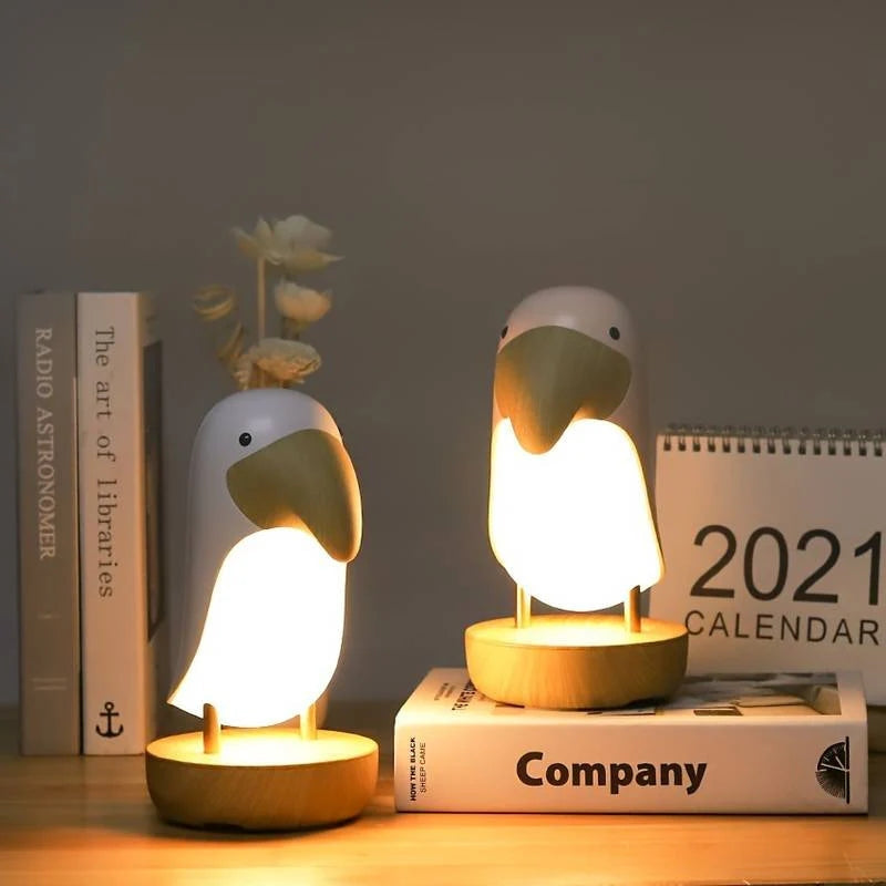 SoundNest – Table Lamp with Vogel Design & LED Light