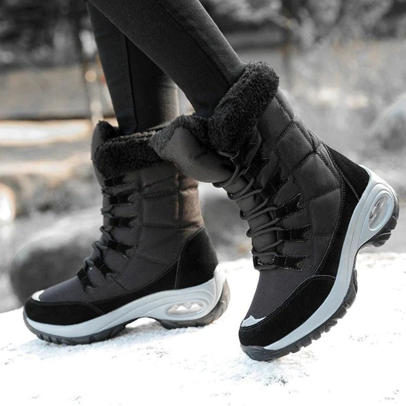 Isla – Anti Slip Boots With Lace Up And Fur Design