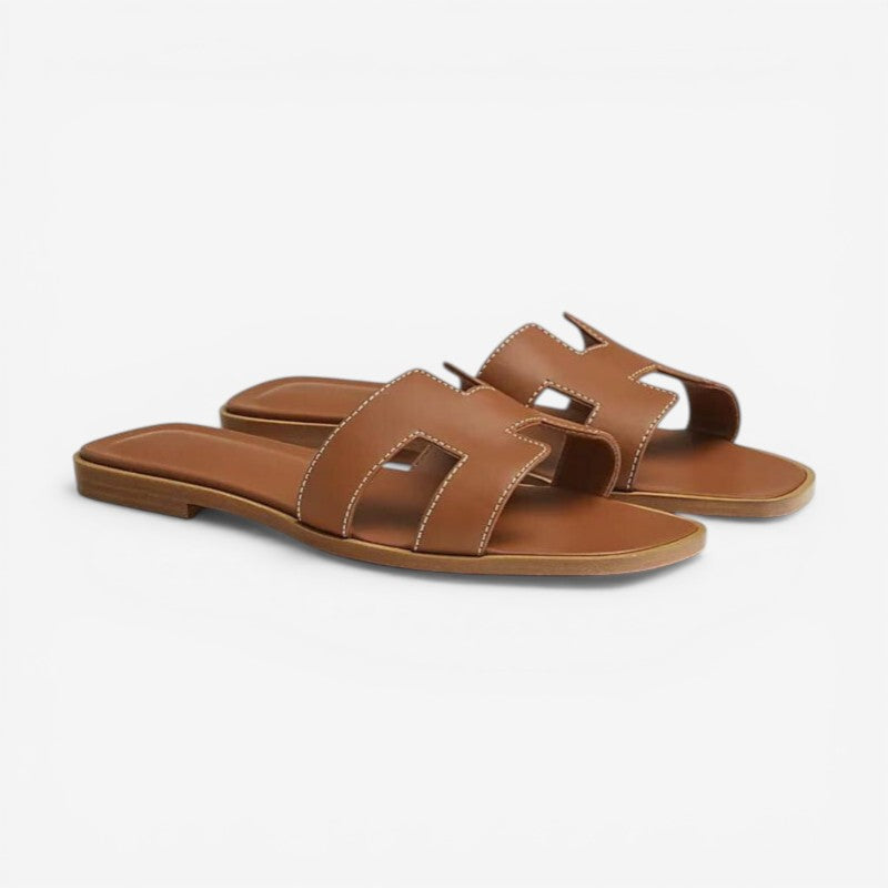 Amelia – Flat Strap Sandals with Non-Slip Sole