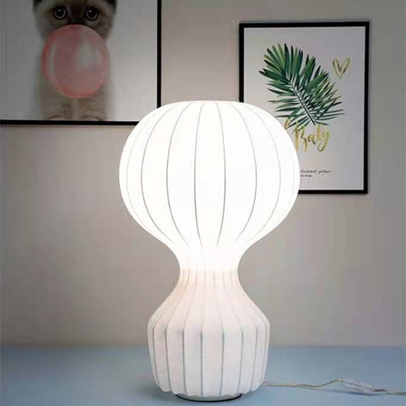 SkyGlow – LED Table Lamp Hot Air Balloon Design