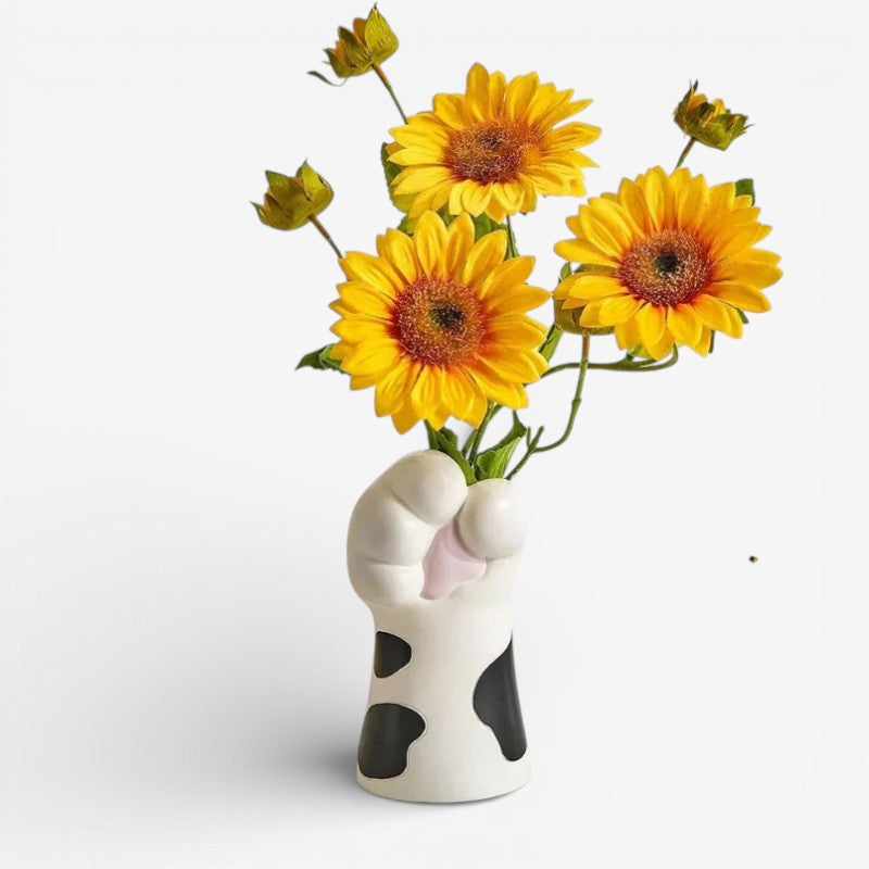PurrBloom – Flower Vase with Cat Claw Design