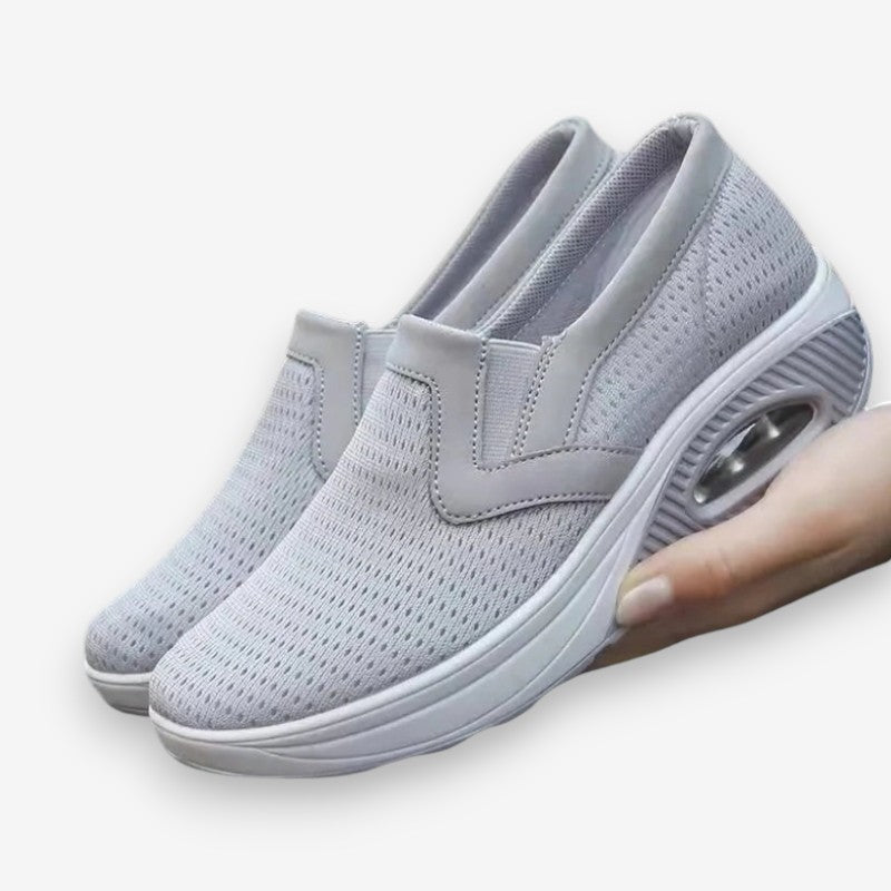 Luna – Round Toe Shoes With Lace Free Design