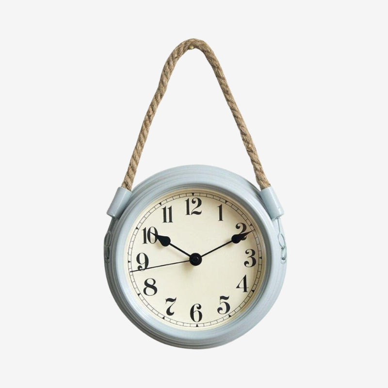 ChronoWave – Round Wall Clock with Clear Numbers & Hanging System