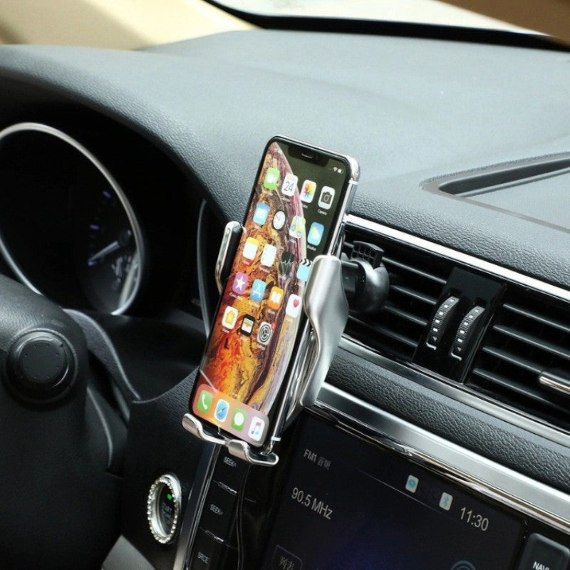 PowerHub – Portable Power Bank with Wireless Charging