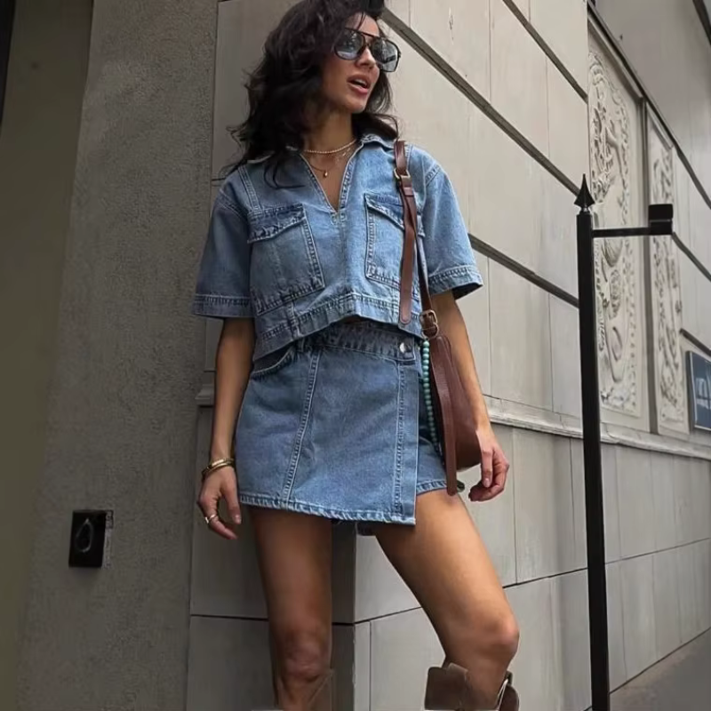 Women's V-Neck Cropped Outfit Set with Asymmetrical Shorts