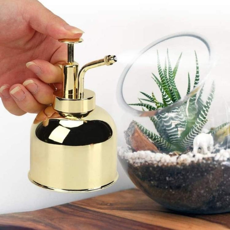 GardenEase – Plant sprayer (Mister) in teapot shape