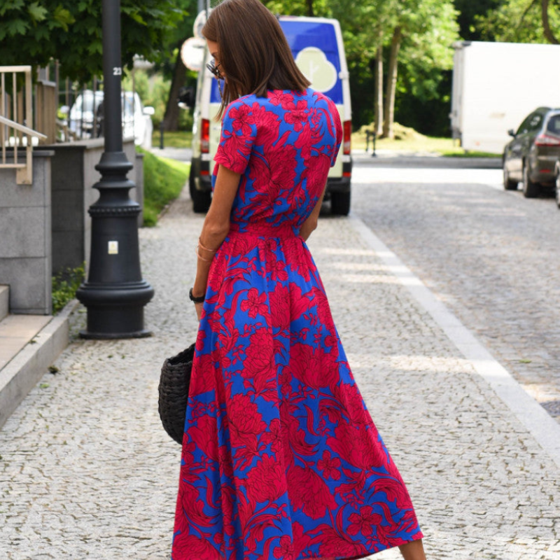 Caroline – Lange Jurk met V Hals Korte Mouwen en Bloemenprint Velani