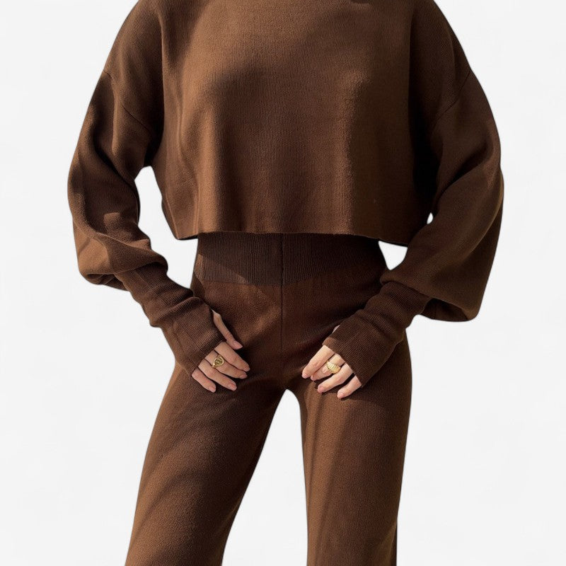 Kathy – Elegant tweedelig coltrui-setje met wijde broek Velani