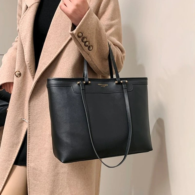 Saphira – Schoudertas met Grote Inhoud en Brede Riemen Velani