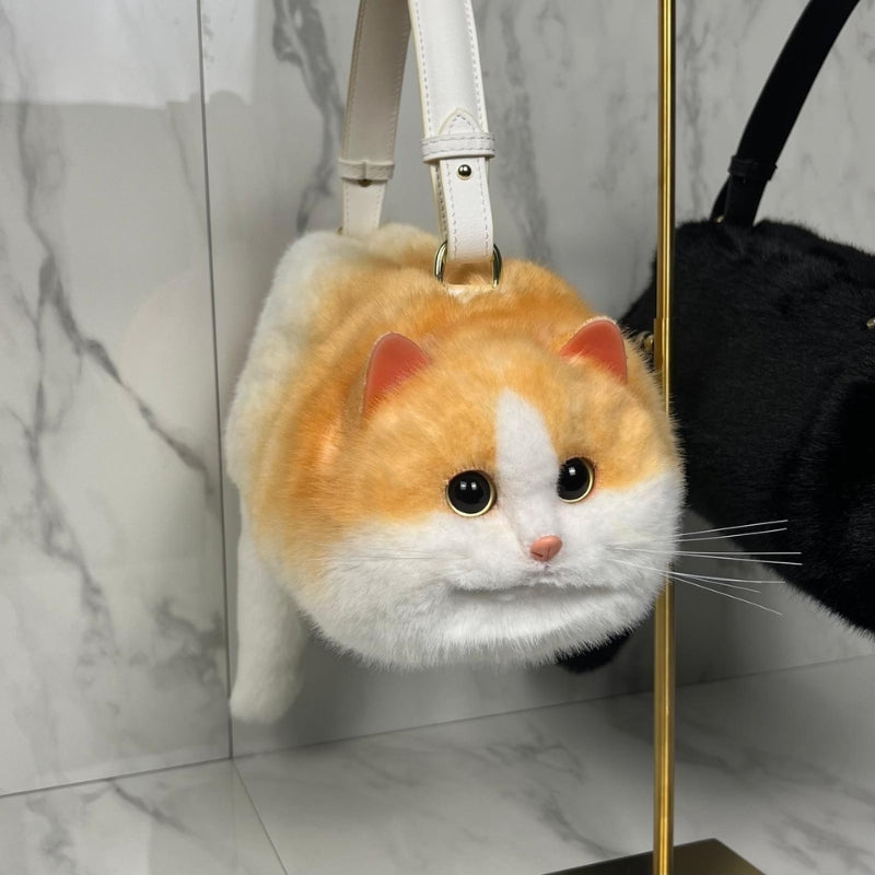 FelineAura – Decorative Handbag with Cat Sculpture Design