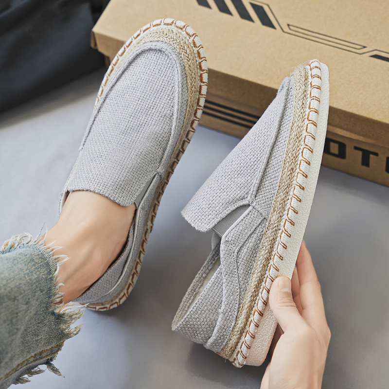 Thomas – Schoenen met platte zool en ronde neus Velani