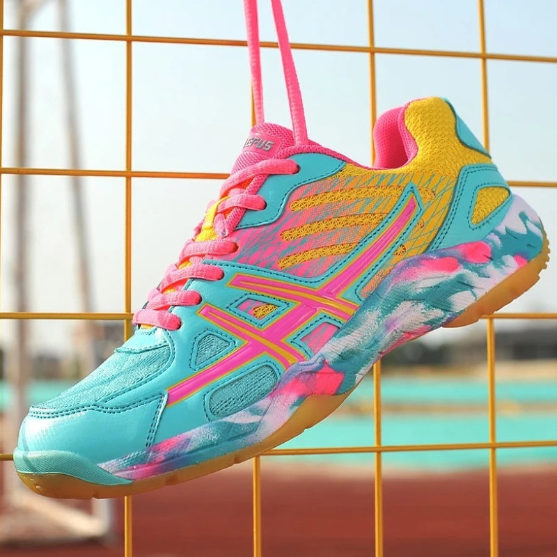 StrideFlex – Sneakers with Adjustable Laces and Round Toe