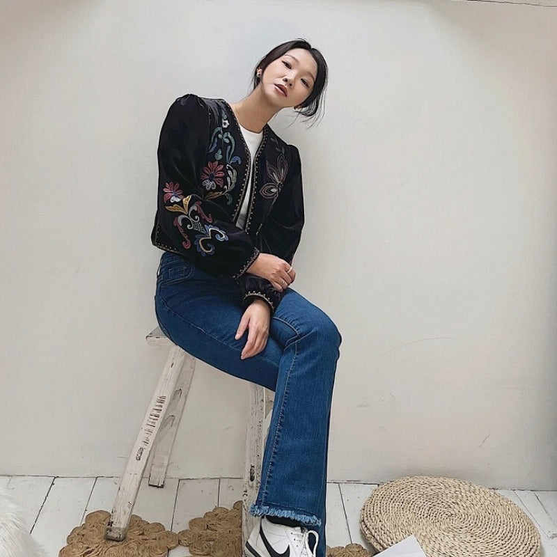 Olivia – Long Sleeve Jacket With Floral Printed Design