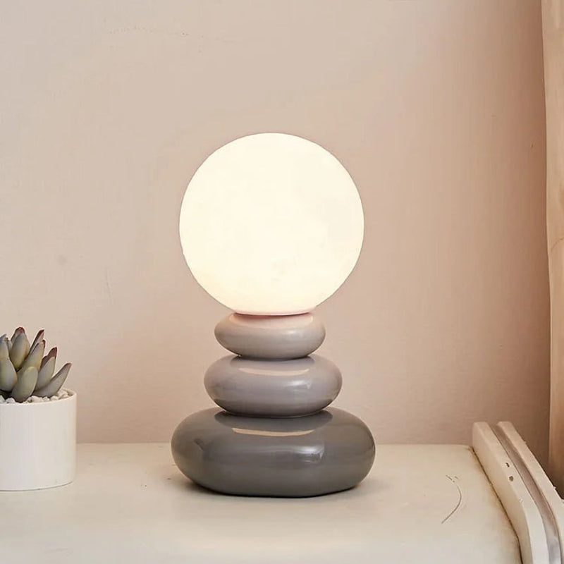 StoneGlow – LED Tafellamp met Ronde Lampenkop en Rotsstandaard Ontwerp Velani
