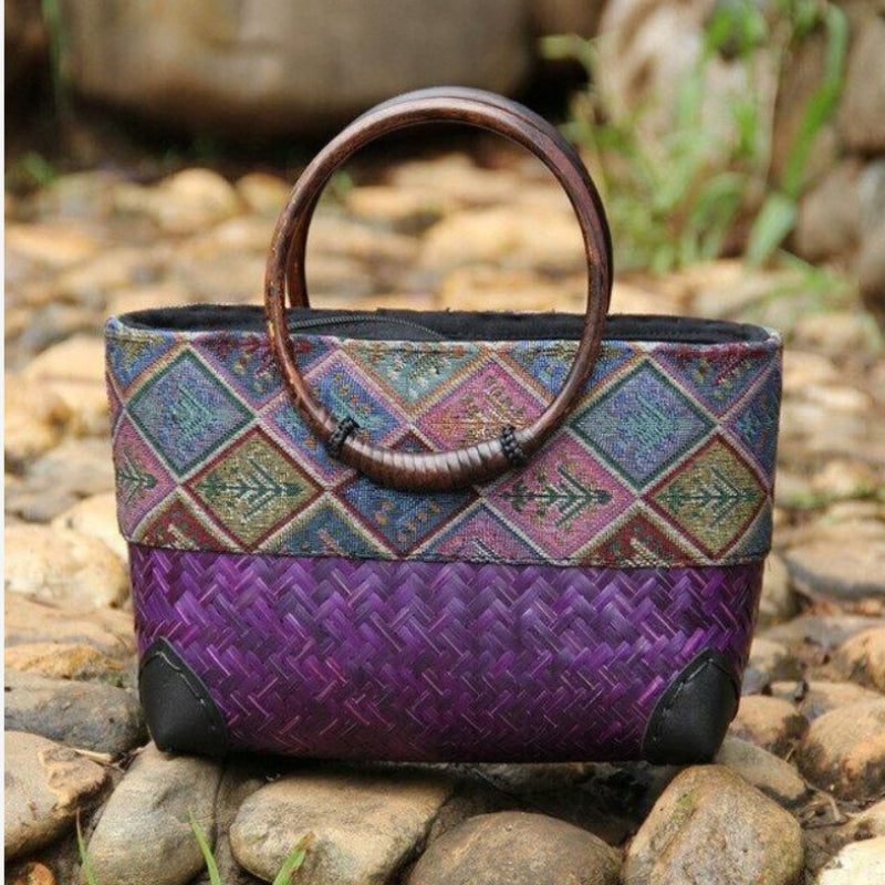 Zoe – Women's Handbag with a Cheerful Pattern and Zip Pocket