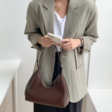 Olivia – Women's Bag with Adjustable Shoulder Strap and Zipper Pocket