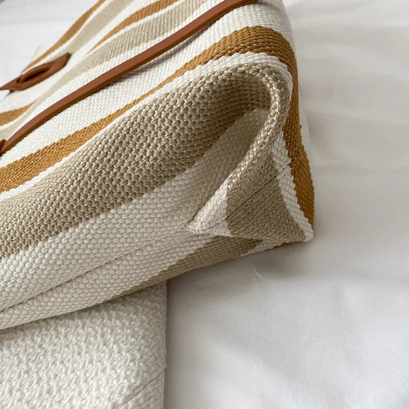 Ave – Gestreepte tas met groot compartiment Velani