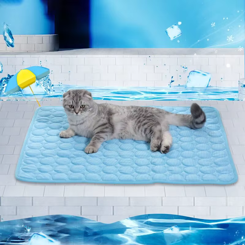 Washable Pet Sleeping Mat with Breathable Surface