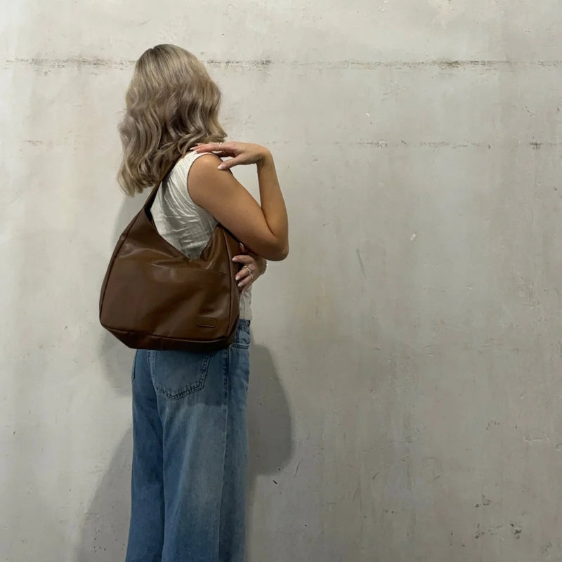 Noemi – Schoudertas met Grote Inhoud en Ritssluiting Velani