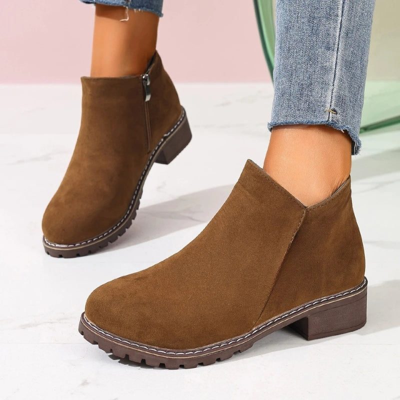 Ava – Round Toe Boots With Anti Slip Grip