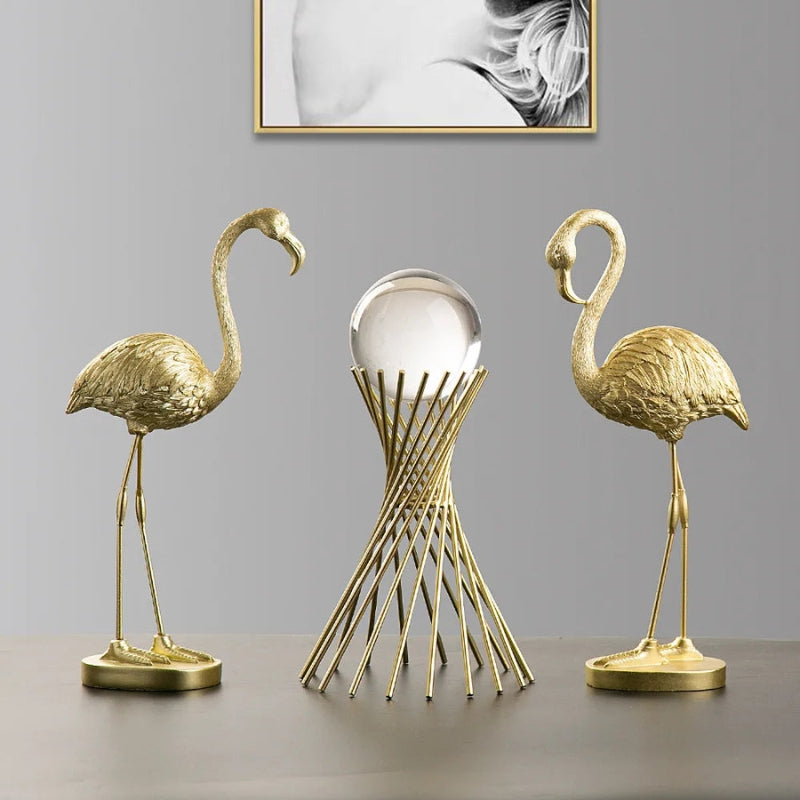 LumaNest – Decorative Ornament with Flamingo Figure