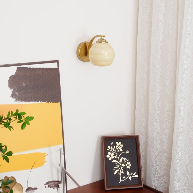 GlowArc – Ronde LED Wandlamp met Gebogen Stand Ontwerp Velani