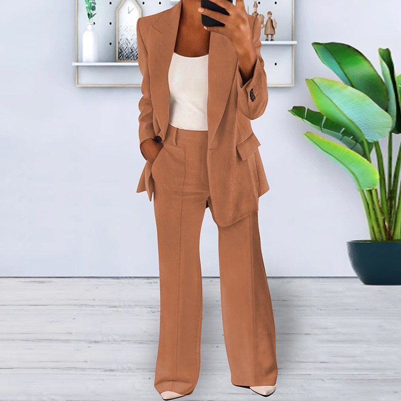 Women Blazer & Tailored Trousers Set One Button Closure