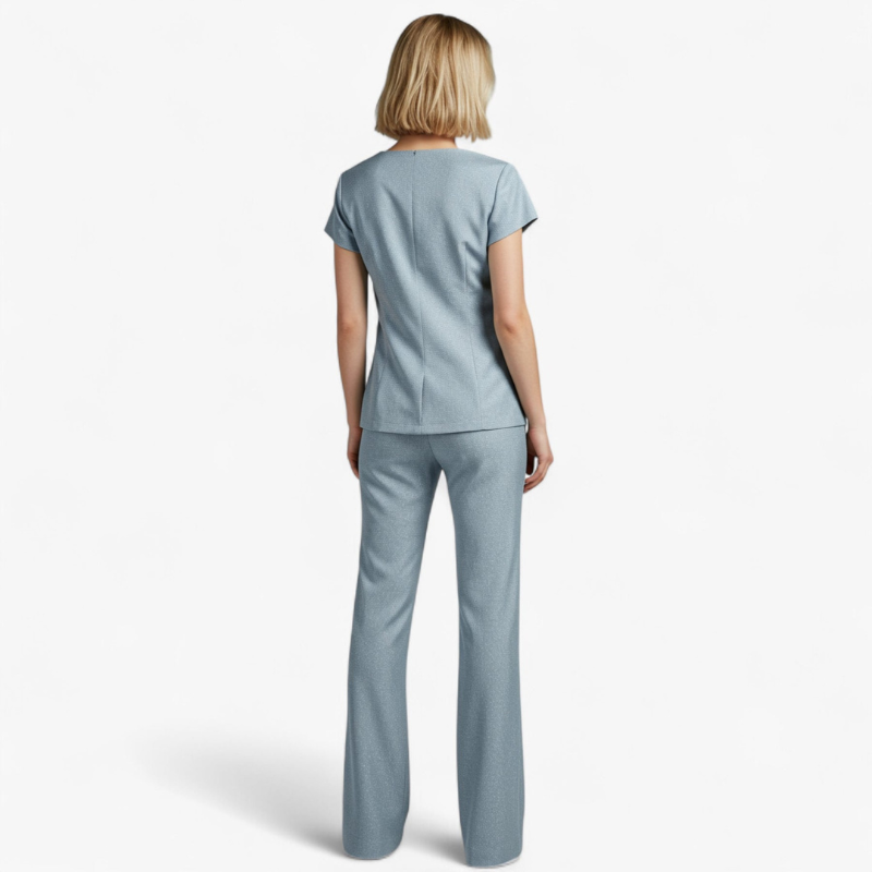 Elena – Tweedelig Setje met V-Hals Top en Wijd Uitlopende Broek Velani