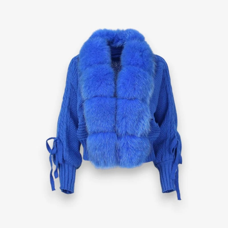 Sophia – Oversized jacket with long sleeves and fur collar