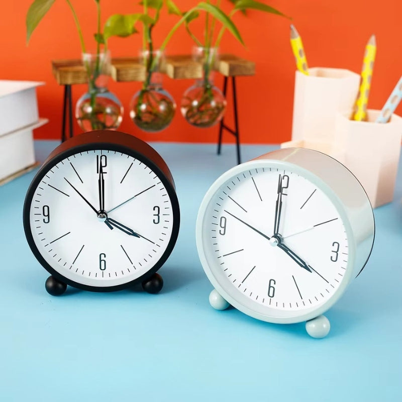 TimeCircle – Moderne Ronde Analoge Bureaularmklok Velani