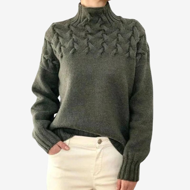 Luna – Long Sleeve Sweater with Round Neck and Ribbed Hem