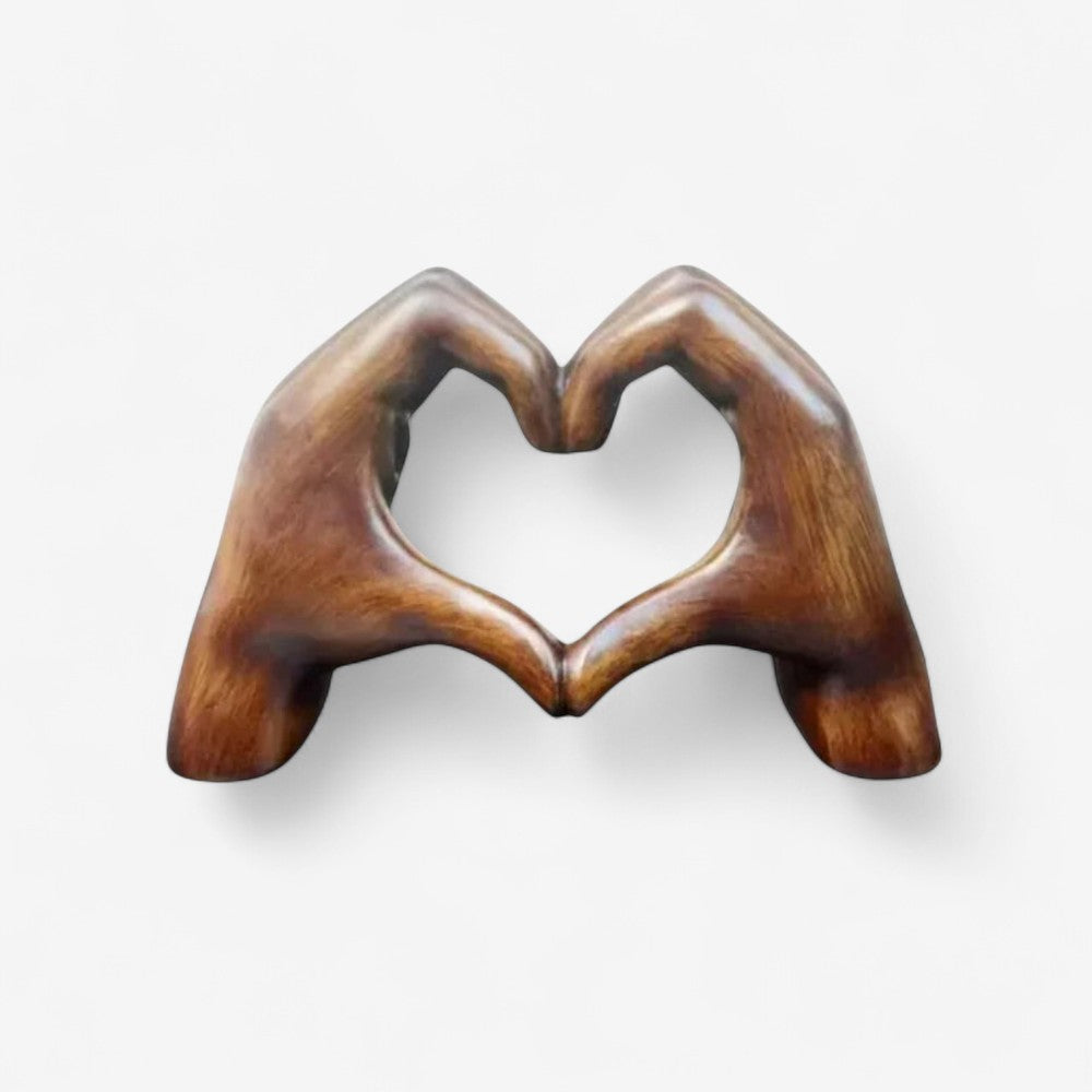 HeartCraft – Handgemaakte sculptuur van het liefdessymbool voor decoratie Velani