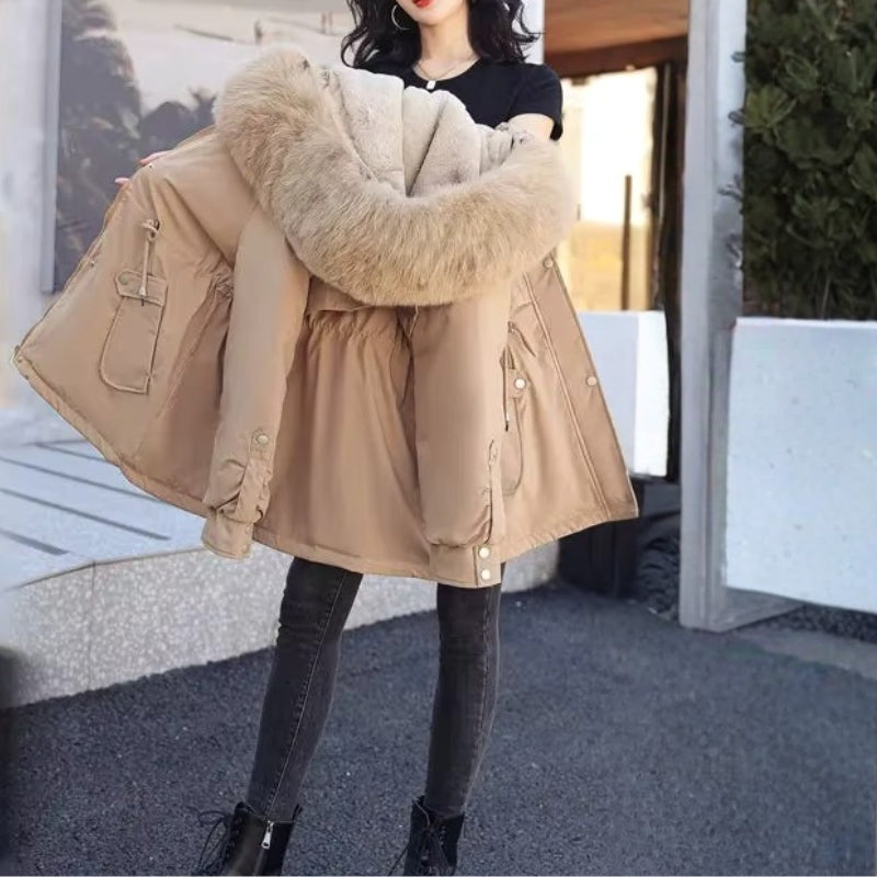 Femke – Gewatteerde Jas met Lange Mouwen en Bontkraag Velani