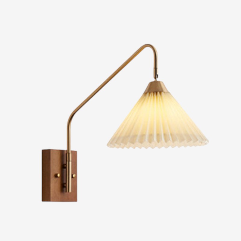 LumaShade – Gedraaide Wandlamp met Parapluvormige Kap Velani