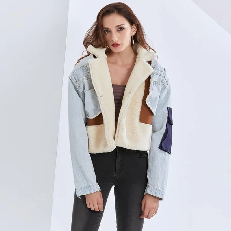 Scarlett – Long-Sleeve Denim Jacket with Lapel Collar and Pockets