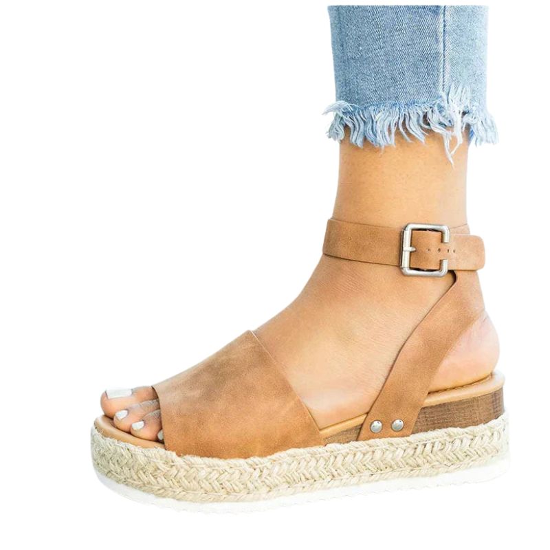 Hazel – Flats met Verstelbare Gespsluiting en Antislipzool Velani