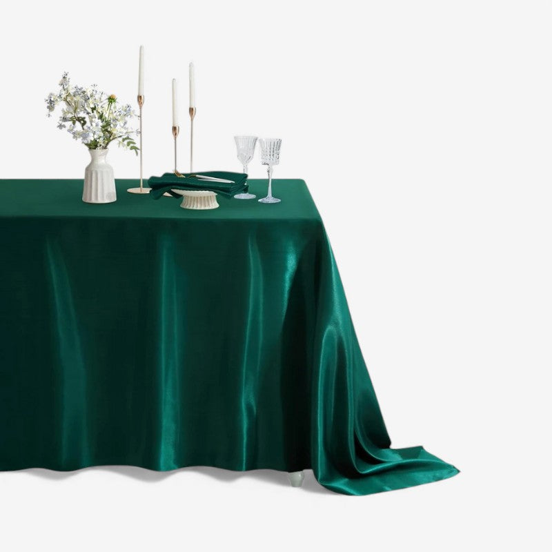 LuxeSatin – Tafelkleed met Wasbaar Ontwerp Velani