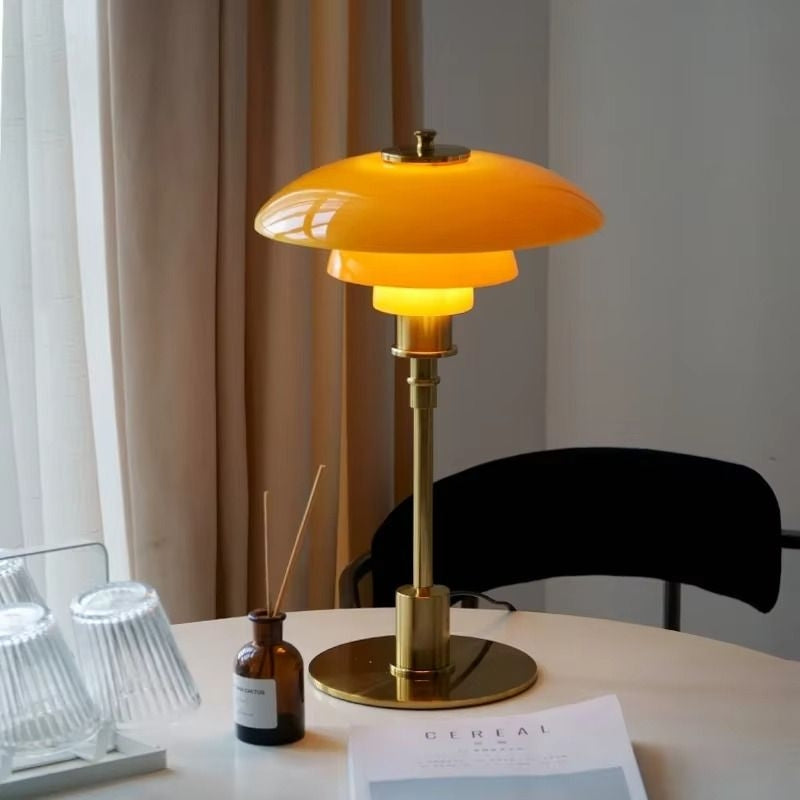 UmbraGlow – LED Tafellamp met Parapluhoge Ontwerp Velani
