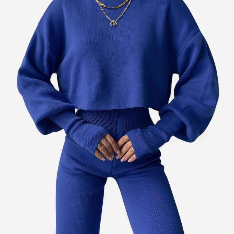 Kathy – Elegant tweedelig coltrui-setje met wijde broek Velani