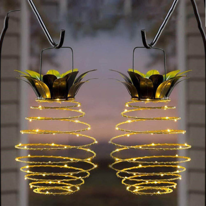 SolarPine – Decoratieve LED Lamp met Zonne-ananas Ontwerp Velani