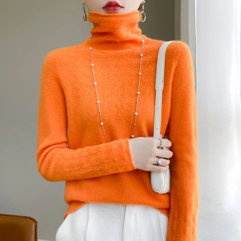 Ella – Long Sleeve Sweater with Round Neck