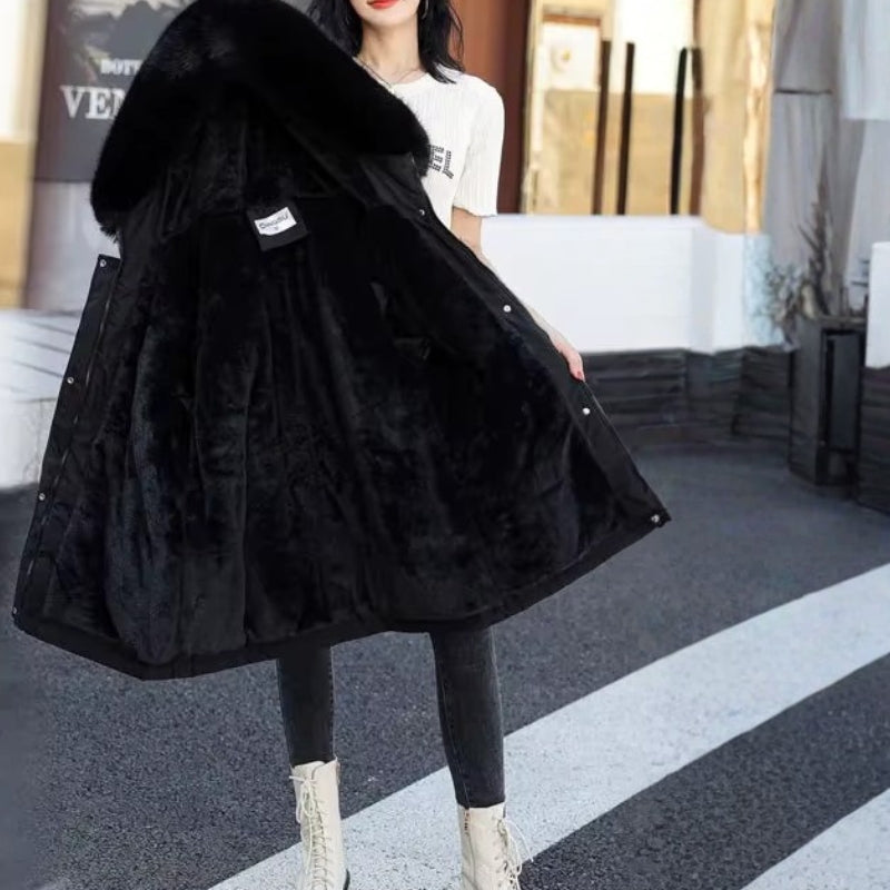 Femke – Gewatteerde Jas met Lange Mouwen en Bontkraag Velani