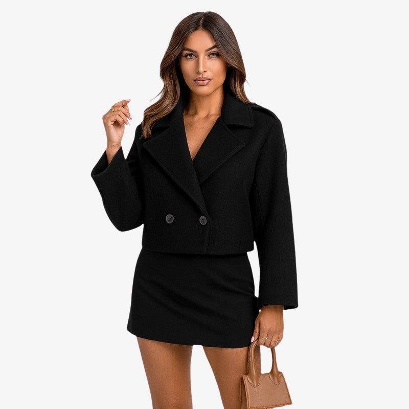 Alina – Long Sleeved Jacket with Button Closure and Notched Collar